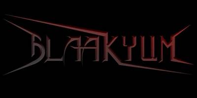 logo Blaakyum