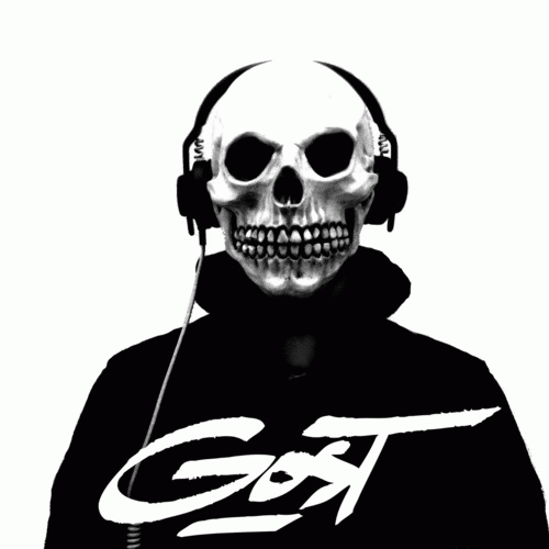 GosT : Skull
