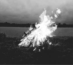 Hämys : KISIKILLILLVKX